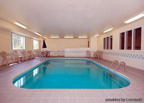 Quality Inn & Suites Sturgeon Bay Facilities photo